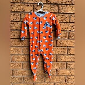 10/$25 • Pekkle Cotton Tractor Print Footed Sleeper‎
